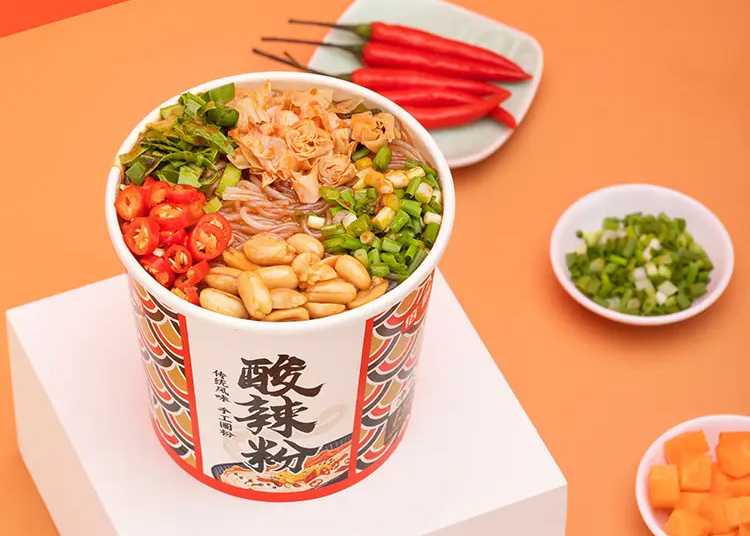 【品質(zhì)之選】桶裝泡面封口包裝生產(chǎn)線：攜手陳村、楊掌柜、金華、顧大嫂、統(tǒng)一，共鑄食品包裝新篇章