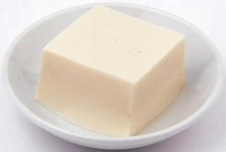 探索自動豆腐盒包裝機的無限可能，讓豆腐產(chǎn)業(yè)走向新的高度