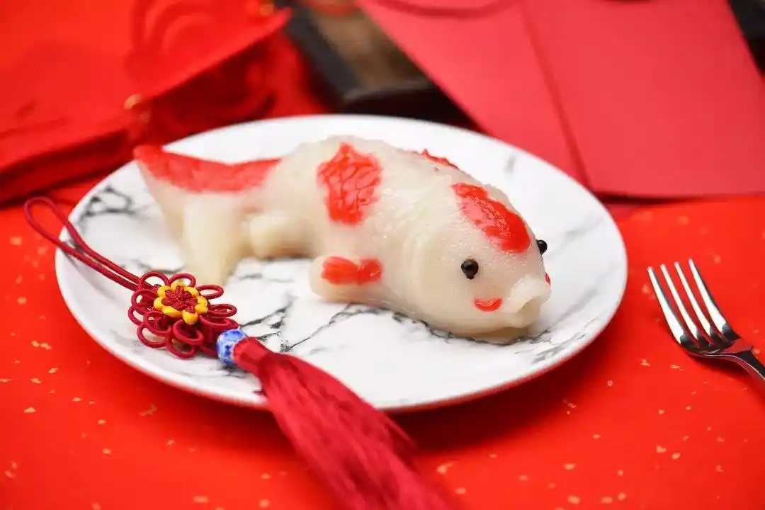 科技賦能年糕生產(chǎn)，年年有魚(yú)年糕包裝機(jī)引領(lǐng)新潮流